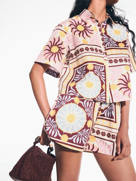 H&M Pants - H&M PATTERNED POPLIN SHORTS
